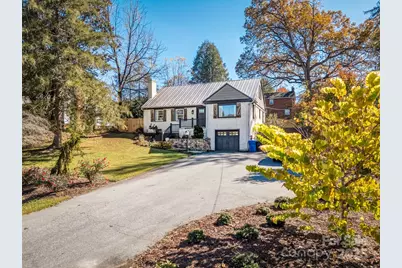 140 Lakeview Avenue, Brevard, NC 28712 - Photo 1