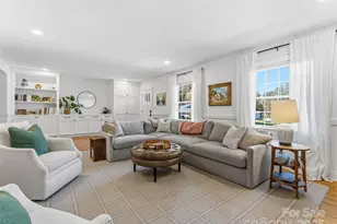 140 Lakeview Ave, Brevard, NC 28712 - Photo 8