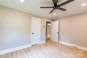 8000 Chapman St, Charlotte, NC 28216 - Photo 28