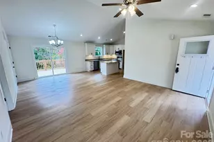 1205 Summerhill Street SW, Lenoir, NC 28645 - Photo 4