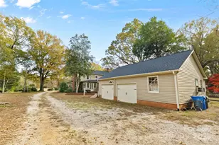 5607 Matthews-Mint Hill Rd, Charlotte, NC 28227 - Photo 36