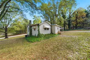 119 Sunset Dr, Taylorsville, NC 28681 - Photo 10