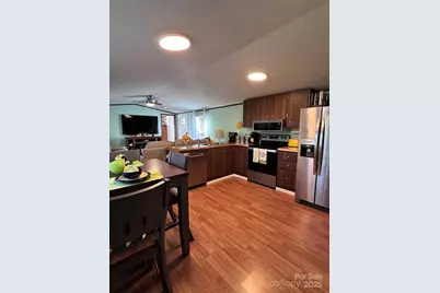 135 Phillips Road, Spruce Pine, NC 28777 - Photo 12