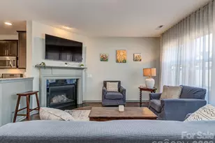 6236 Rockefeller Ln, Charlotte, NC 28210 - Photo 10