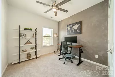 4040 Hidden Oaks Drive, Charlotte, NC 28205 - Photo 24