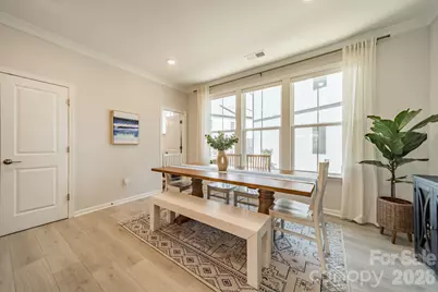 4040 Hidden Oaks Drive, Charlotte, NC 28205 - Photo 12