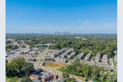 4040 Hidden Oaks Drive, Charlotte, NC 28205 - Photo 38