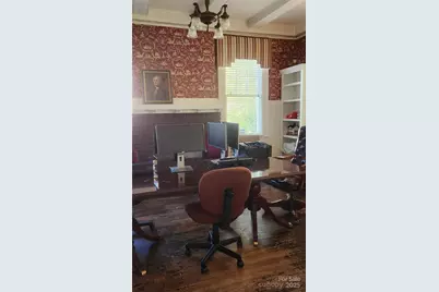 303 W Trade Street, Dallas, NC 28034 - Photo 12