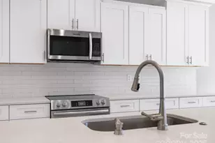 291 Robbins Rd, Chesnee, SC 29323 - Photo 14