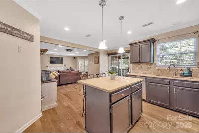 12351 Cardinal Point Road, Charlotte, NC 28269 - Photo 14