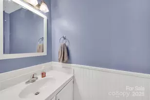 12351 Cardinal Point Rd, Charlotte, NC 28269 - Photo 16