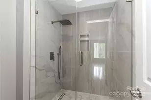 18563 Vineyard Point Ln, Cornelius, NC 28031 - Photo 16