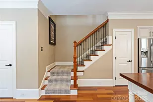 1707 Lombardy Cir, Charlotte, NC 28203 - Photo 4