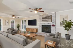 101 Lynn Cove Ln, Mooresville, NC 28117 - Photo 4