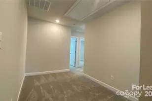 3860 Memorial Pkwy, Charlotte, NC 28217 - Photo 4