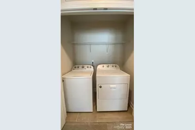 3860 Memorial Parkway #27, Charlotte, NC 28217 - Photo 8