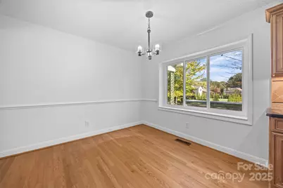 132 Greenbriar Drive, Matthews, NC 28104 - Photo 8