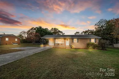 913 Harper Road, Gastonia, NC 28056 - Photo 2