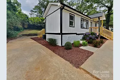 2633 Brentwood Place, Charlotte, NC 28208 - Photo 24