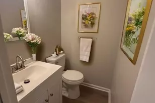 227 W Glendale Ave, Mount Holly, NC 28120 - Photo 8