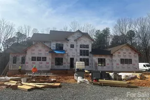 9215 Island Point Rd, Charlotte, NC 28278 - Photo 2