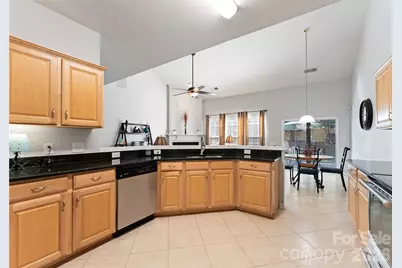 20127 Beard Street, Cornelius, NC 28031 - Photo 6