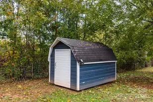 1515 Berkley St SW, Lenoir, NC 28645 - Photo 14
