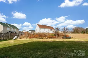 7027 Napton Ct, Charlotte, NC 28213 - Photo 24