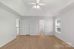 7027 Napton Ct, Charlotte, NC 28213 - Photo 8