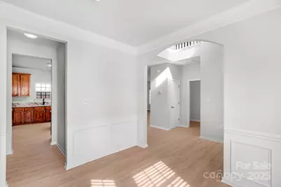 7027 Napton Court, Charlotte, NC 28213 - Photo 4