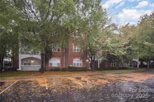 5617 Fairview Rd, Charlotte, NC 28209 - Photo 2