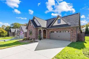 1140 Golden Hill Ln, Denver, NC 28037 - Photo 2