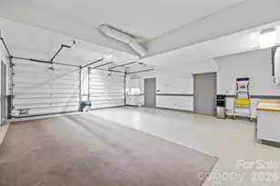 31 Ridge Dr S, Hendersonville, NC 28739 - Photo 34