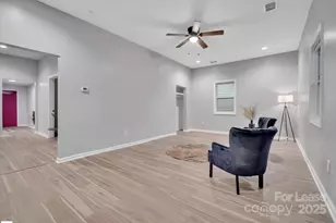 426 Arch St, Spartanburg, SC 29301 - Photo 2