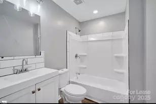 426 Arch St, Spartanburg, SC 29301 - Photo 8