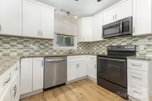 8503 Beechbrooke Rd, Charlotte, NC 28227 - Photo 12