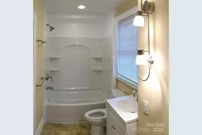 715 E Marion Street, Shelby, NC 28150 - Photo 8