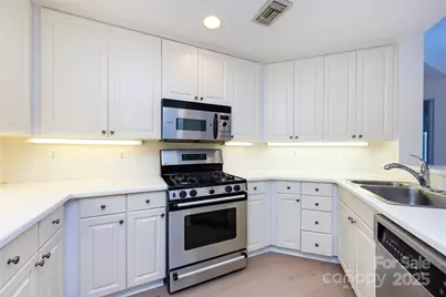 415 N Church Street #312, Charlotte, NC 28202 - Photo 10