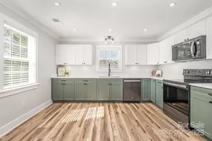 1402 Birch St, Kannapolis, NC 28081 - Photo 4