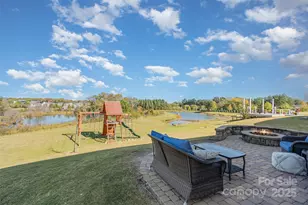 13422 Canterbury Castle Dr, Charlotte, NC 28273 - Photo 32