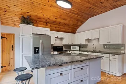 940 Haynes Cove, Clyde, NC 28721 - Photo 40