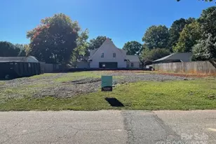 814 Bertonley Ave, Charlotte, NC 28211 - Photo 2