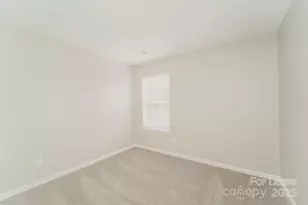 11126 Amber Glen Dr, Charlotte, NC 28269 - Photo 12