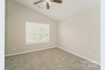 11126 Amber Glen Drive, Charlotte, NC 28269 - Photo 10