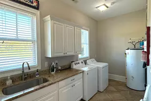 13931 Thompson Rd, Charlotte, NC 28277 - Photo 16