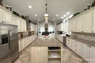 13931 Thompson Rd, Charlotte, NC 28277 - Photo 12