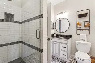 18009 Kings Point Dr, Cornelius, NC 28031 - Photo 14