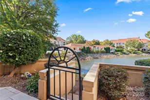 18009 Kings Point Dr, Cornelius, NC 28031 - Photo 2