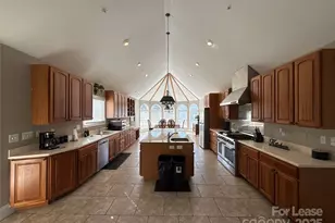 14009 Thompson Rd, Charlotte, NC 28227 - Photo 6