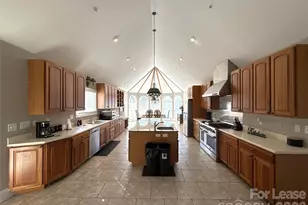 14009 Thompson Rd, Charlotte, NC 28227 - Photo 8